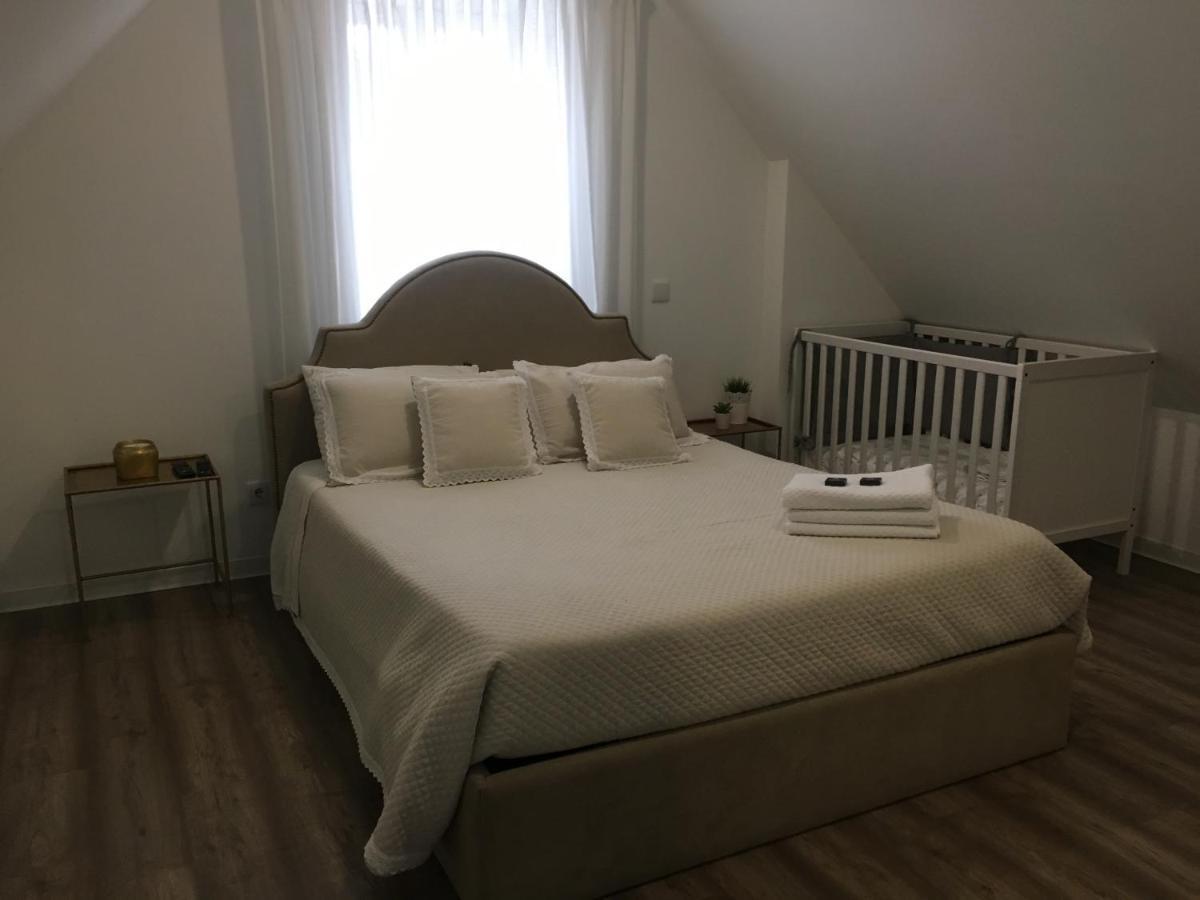Altamira House Villa Виана до Кастело Екстериор снимка